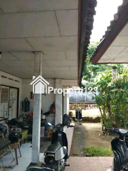 Dijual Tanah 213 m2 Jl Kenyeri Dkt Mall Living World Denpasar Bali - 4