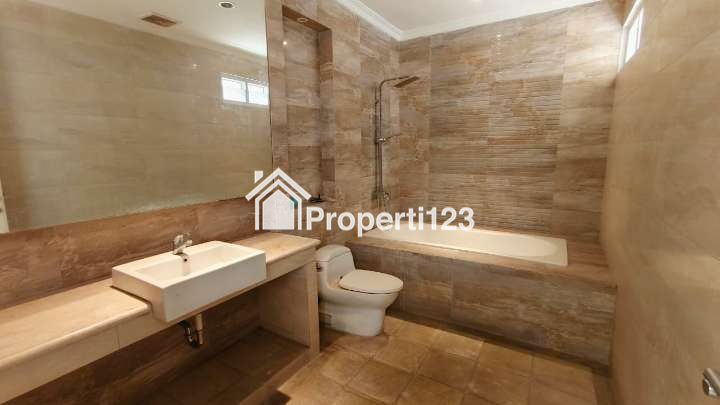 Rumah Boulevard Citra Gran Cibubur Jatisampurna Kota Bekasi - 8
