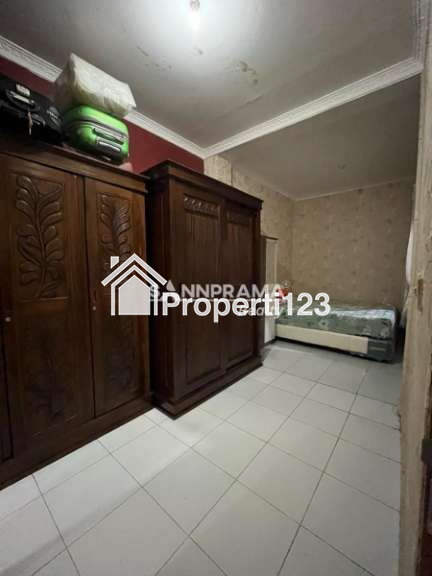 Rumah second murah lokasi strategis dipancoran mas depok - 5