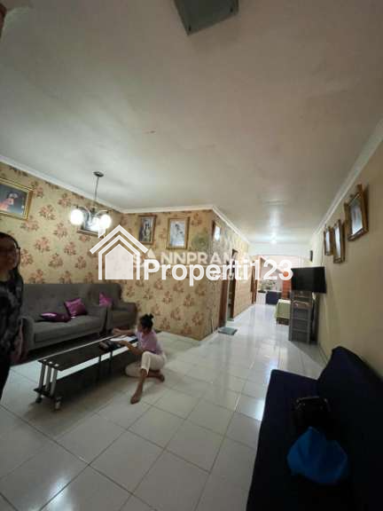 Rumah second murah lokasi strategis dipancoran mas depok - 3