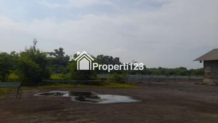 Dijual Gudang/Pabrik di Jl. Suhud Hidayat, Kampung Gorowong, Kelurahan Adiarsa Timur, Kecamatan Karawang Timur, Kabupaten Karawang, Jawa Barat - 11
