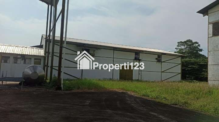 Dijual Gudang/Pabrik di Jl. Suhud Hidayat, Kampung Gorowong, Kelurahan Adiarsa Timur, Kecamatan Karawang Timur, Kabupaten Karawang, Jawa Barat - 12