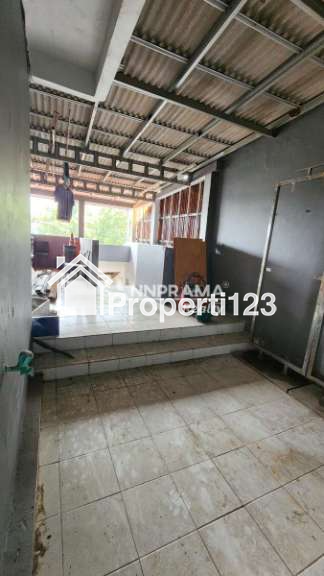 Rumah second 2 lantai murah siap huni dlm perumahan dibeji depok - 11