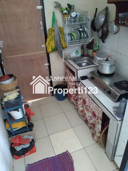 Rumah second 2 lantai murah siap huni dicipayung Depok - 7