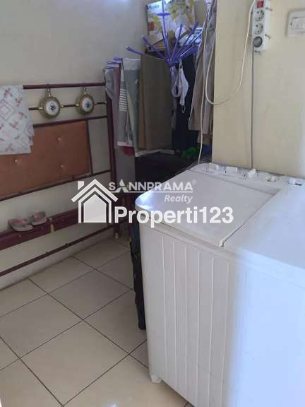 Rumah second 2 lantai murah siap huni dicipayung Depok - 6