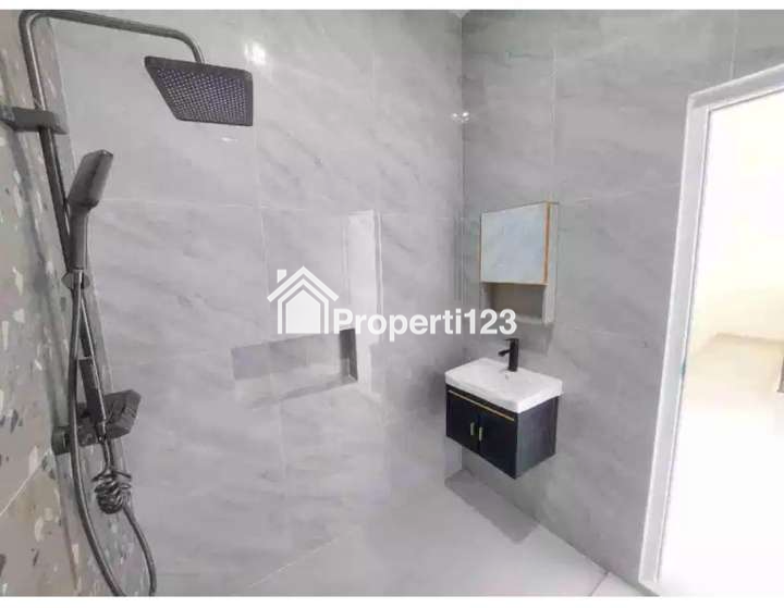 Di jual rumah di fajar indah solo - 3