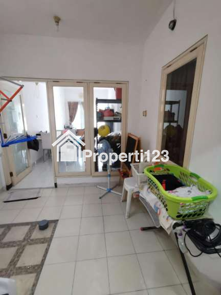 Rumah Semi Furnished Di Perumahan Nirwana Rungkut Surabaya Timu - 8