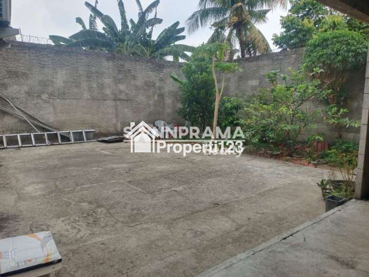 Rumah second luas strategis di Cimanggis Depok - 14