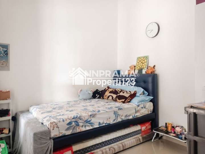 Rumah second luas strategis di Cimanggis Depok - 9