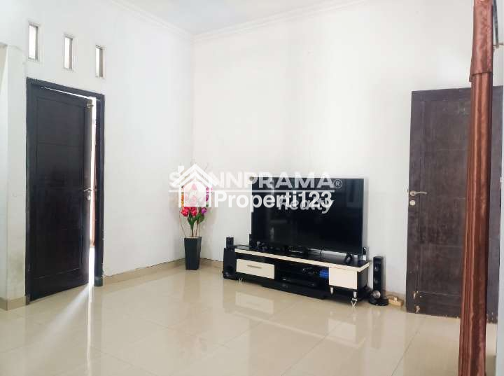 Rumah second luas strategis di Cimanggis Depok - 4