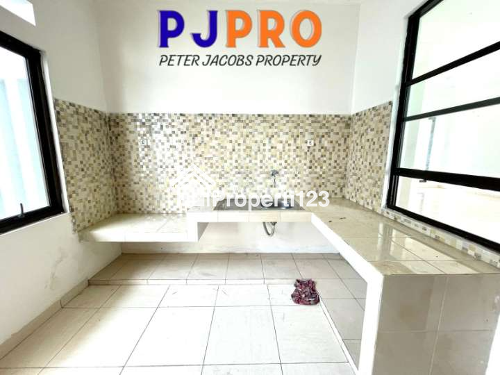 Dijual/Disewa Rumah Siap Huni di Harapan Indah Cluster Heliconia Extention - 3