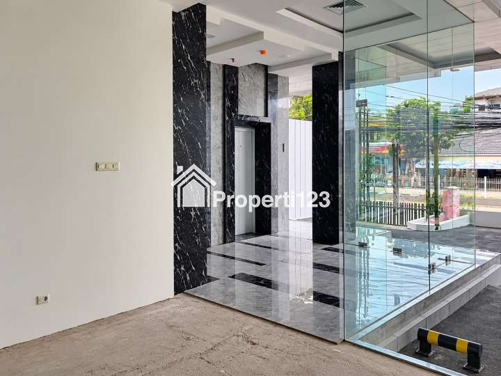 Gedung Kantor Brand New Mampang Prapatan Jakarta Selatan - 7