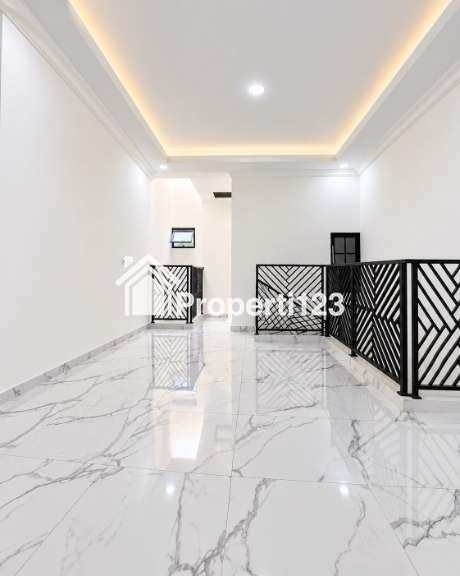 Dijual Rumah Baru 2 Lantai di Kramat Jati Jakarta Timur - 6