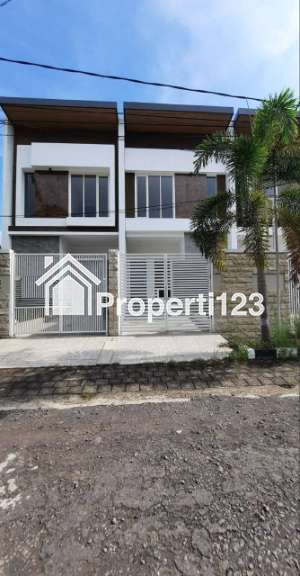 Rumah Modern Baru Gress Di Medokan Asri Rungkut Surabaya Timur - 2