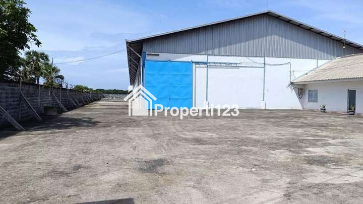 Gudang Siap Pakai Raya Daendles Paciran Lamongan 0 Jalan Pantura - 3