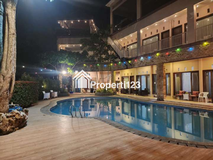 Villa Kolam Renang Di Kota Batu Full Furnished Lokasi Panderman Hill - 10
