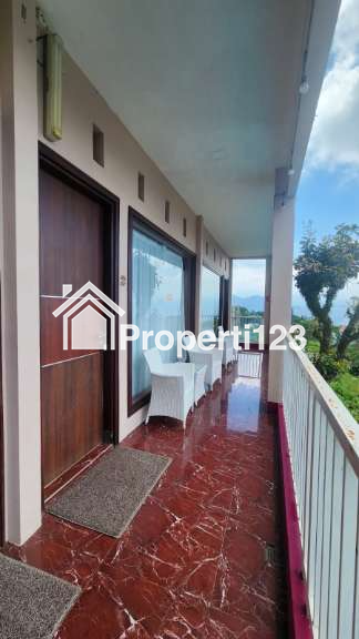 Villa Kolam Renang Di Kota Batu Full Furnished Lokasi Panderman Hill - 11
