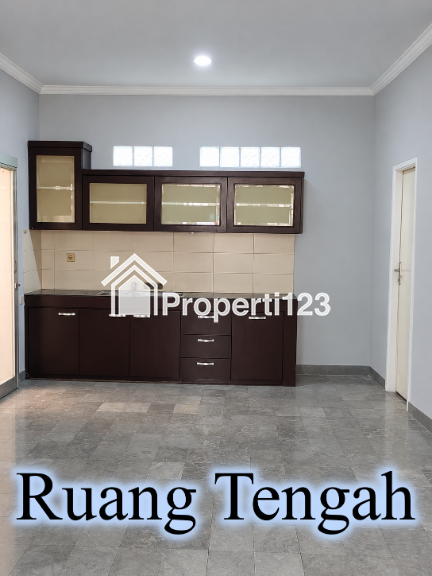 Disewakan Rumah baru renovasi, rapih, dan bersih di Taman Kopo Indah 1 - 4
