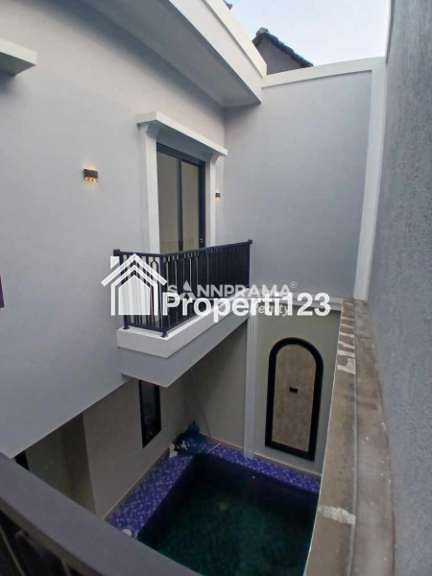 Rumah mewah 2 lantai siap huni with pool murah di beji depok - 10