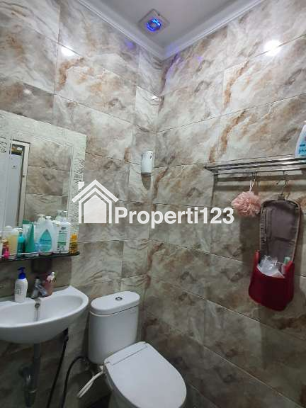 Dijual Rumah Modern Furnished Siap Huni di Keputih Sukolilo Surabaya Timur - 2