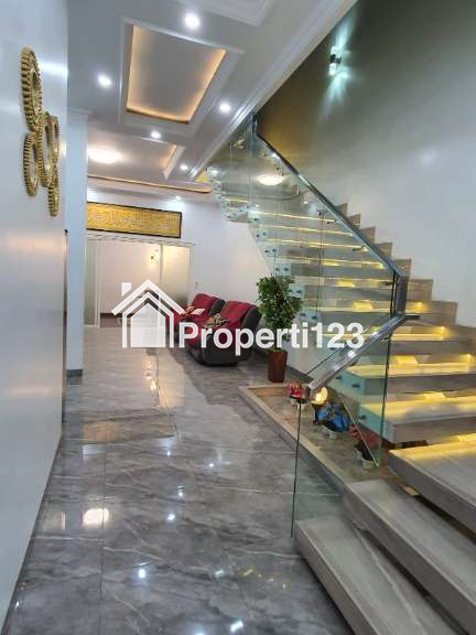 Dijual Rumah Modern Furnished Siap Huni di Keputih Sukolilo Surabaya Timur - 3