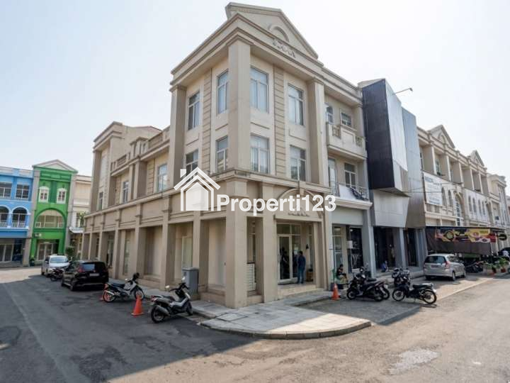 Ruko Hoek Strategis Kondisi Tersewa Grand Galaxy City Bekasi - 1