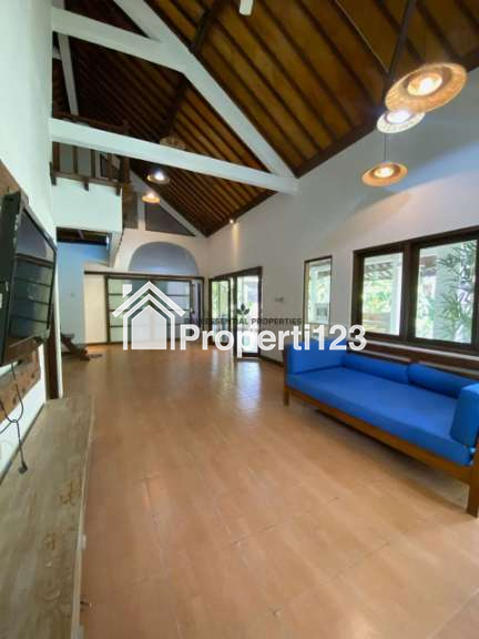 SPACIOUS 4 BEDROOM VILLA WITH TROPICAL GARDEN FOR RENT IN UMALAS – RA035 - 7