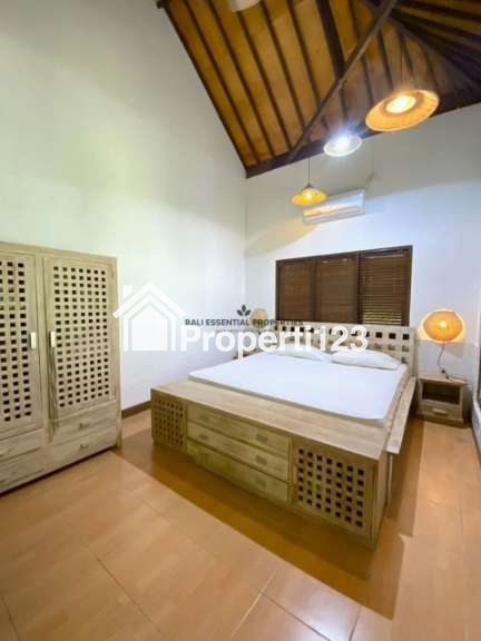 SPACIOUS 4 BEDROOM VILLA WITH TROPICAL GARDEN FOR RENT IN UMALAS – RA035 - 12