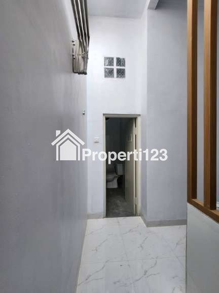 Rumah Idaman Lokasi Villa Gading Harapan Pintu Timur - 4
