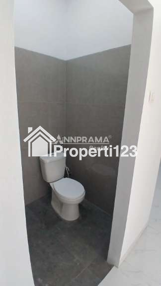 Rumah 2 lantai murah promo cepat 600jtan dibeji depok - 4