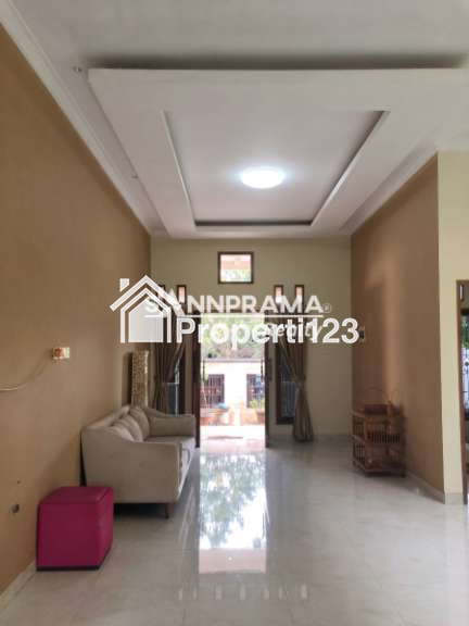 Rumah second murah tanah luas siap huni disawangan Depok - 3
