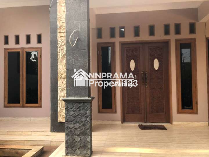 Rumah second murah tanah luas siap huni disawangan Depok - 2