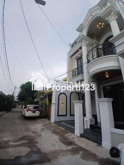Rumah mewah 3 lantai murah siap huni dimampang depok - 2