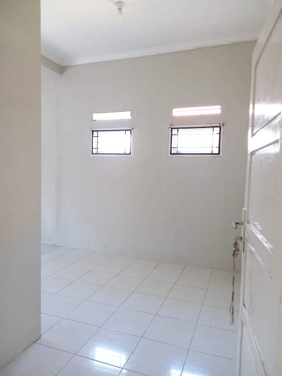 Dijual Rumah Minimalis Modern Siap Huni di Komplek Villa Rayhan Kota Padang - 4