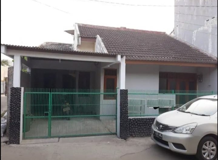 Rumah murah Luas Tanah 158 m2 di Komplek Ciputat Baru Siap huni - 1