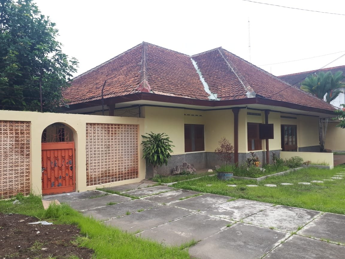 Rumah Besar Halaman Lapang Lingkungan Tenang  Pandean Sari, Sleman, DIY - 6