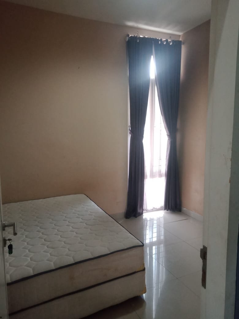 Disewakan Rumah Full Furnish, 2 Lantai di Perumahan Bukit Mas Residence, Serang - 2