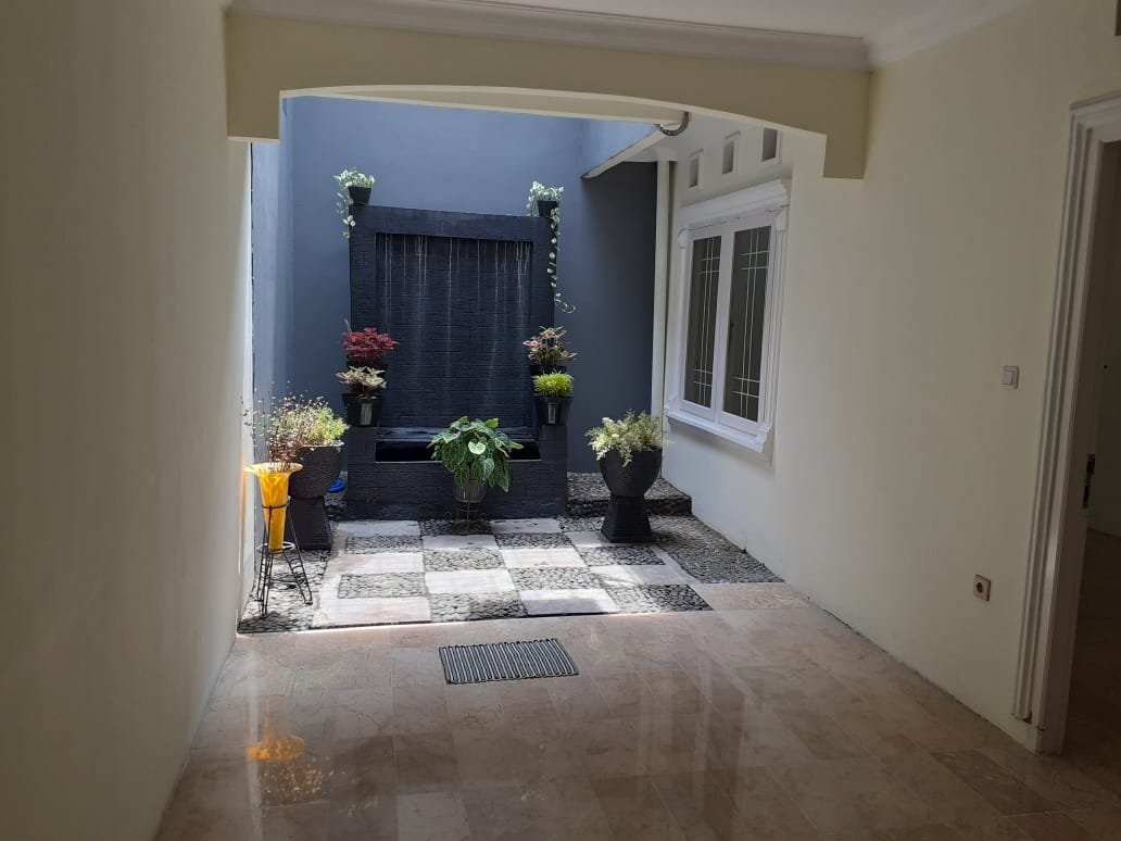 Dijual Rumah Tinggal Cantik Siap Huni Bintaro Jaya, Tangerang selatan - 8