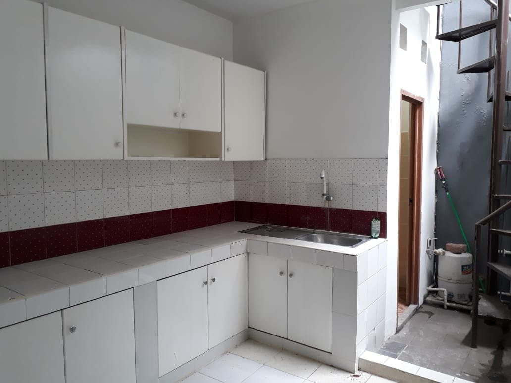 Dijual Rumah Tinggal Cantik Siap Huni Bintaro Jaya, Tangerang selatan - 9