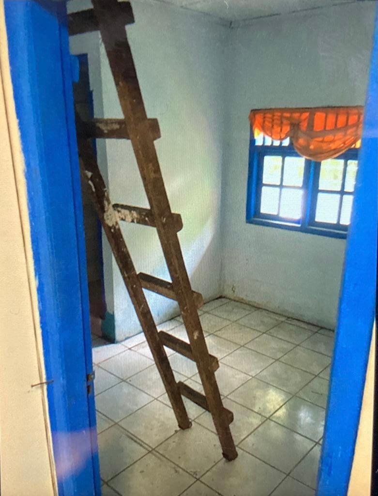 Dijual Cepat (BU) Rumah 2 Lantai Strategis di Periuk Kota Tangerang - 2
