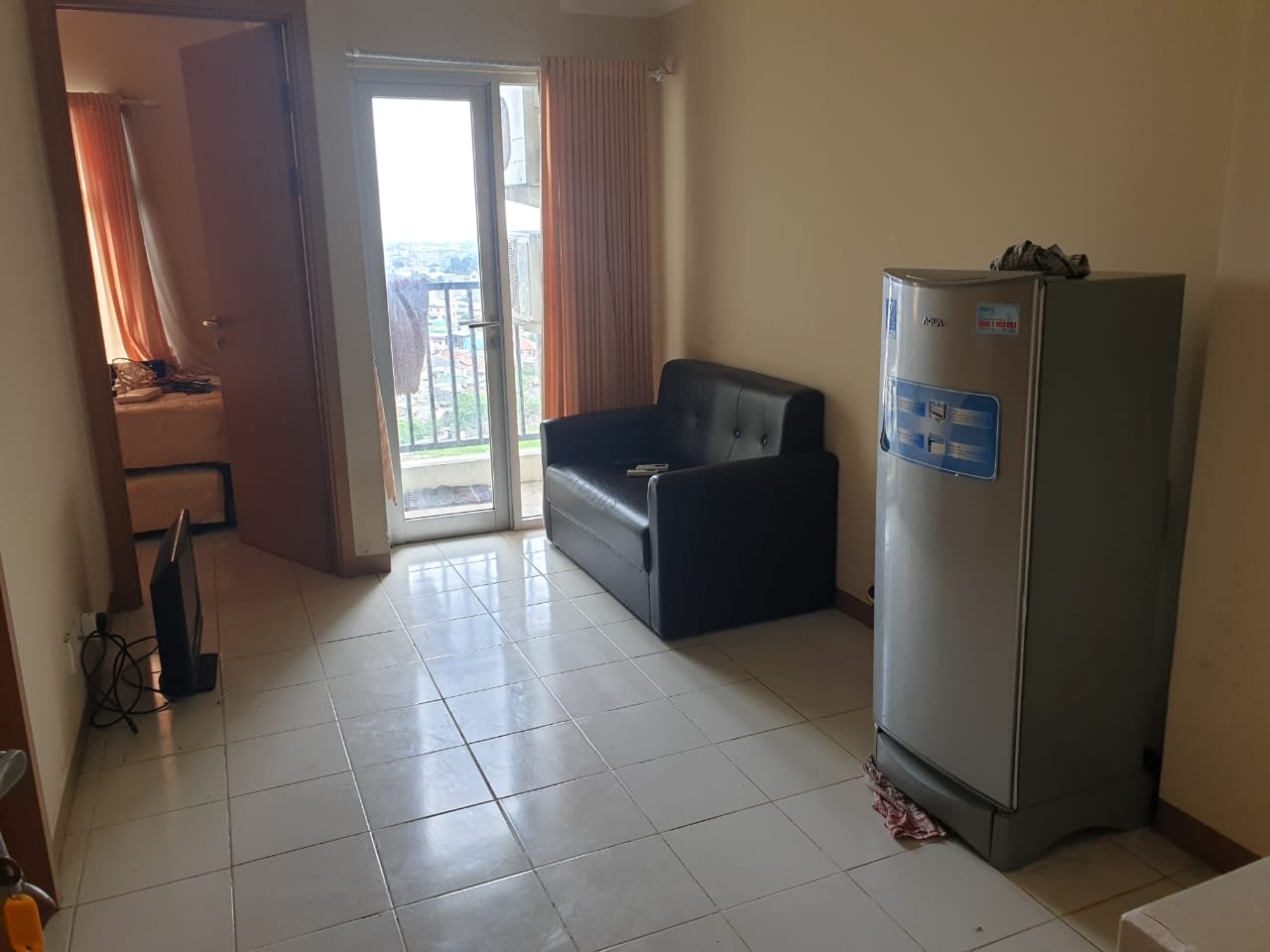 Sewa Apartemen 2 BR, Victoria Square Cimone Tangerang - 3