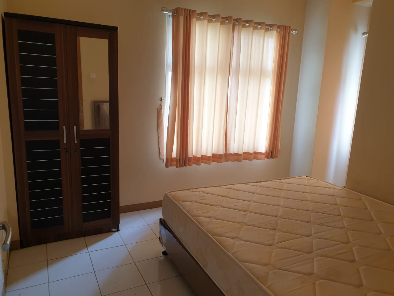 Sewa Apartemen 2 BR, Victoria Square Cimone Tangerang - 2