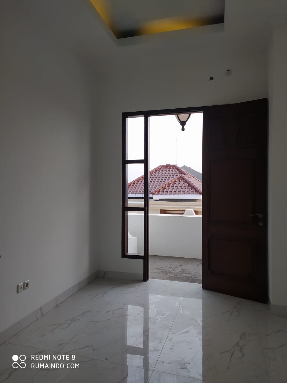 Rumah Mewah di Jln Kecapi Raya Jagakarsa Jakarta Selatan - 8
