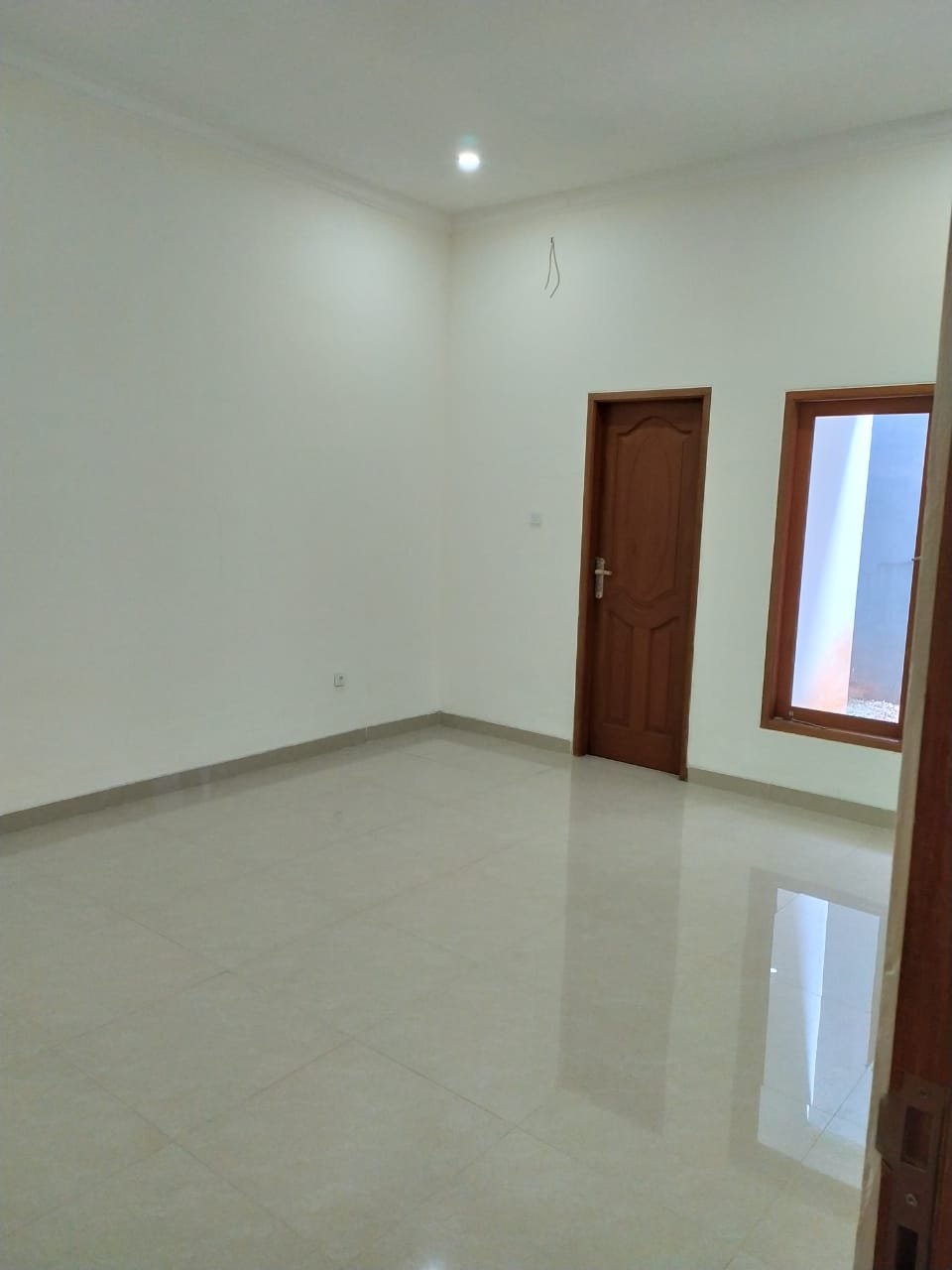 DIJUAL RUMAH SIAP HUNI DI Larangan Cipadu jaya , Tangerang Selatan - 15