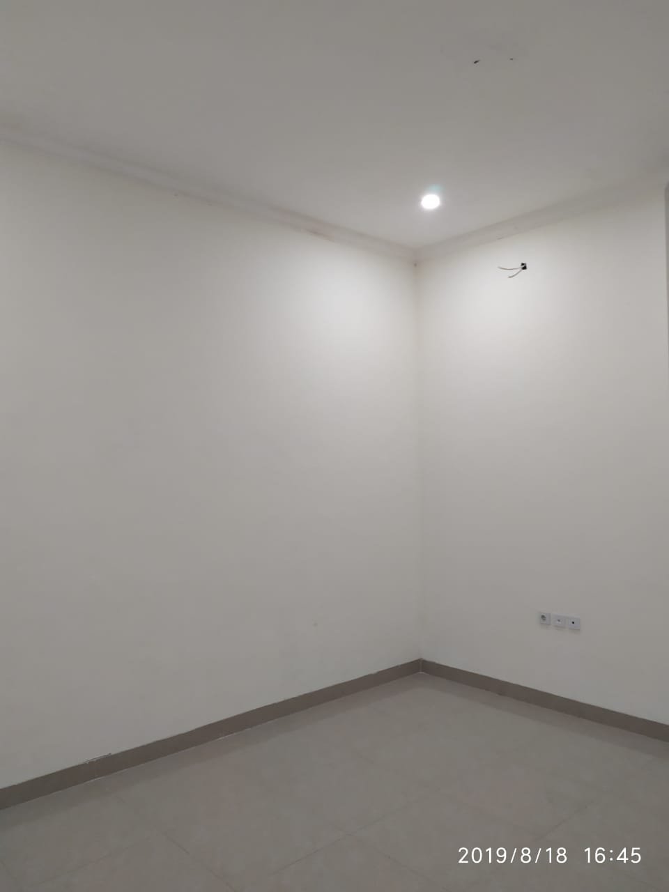 DIJUAL RUMAH SIAP HUNI DI Larangan Cipadu jaya , Tangerang Selatan - 11