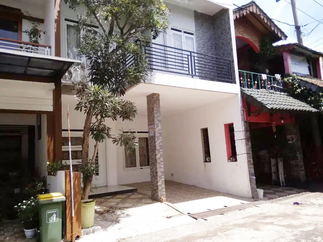 Rumah Dijual 2 Lt di Town House Belleza Antapani Dekat Griya Yogya Antapani Bandung - 2