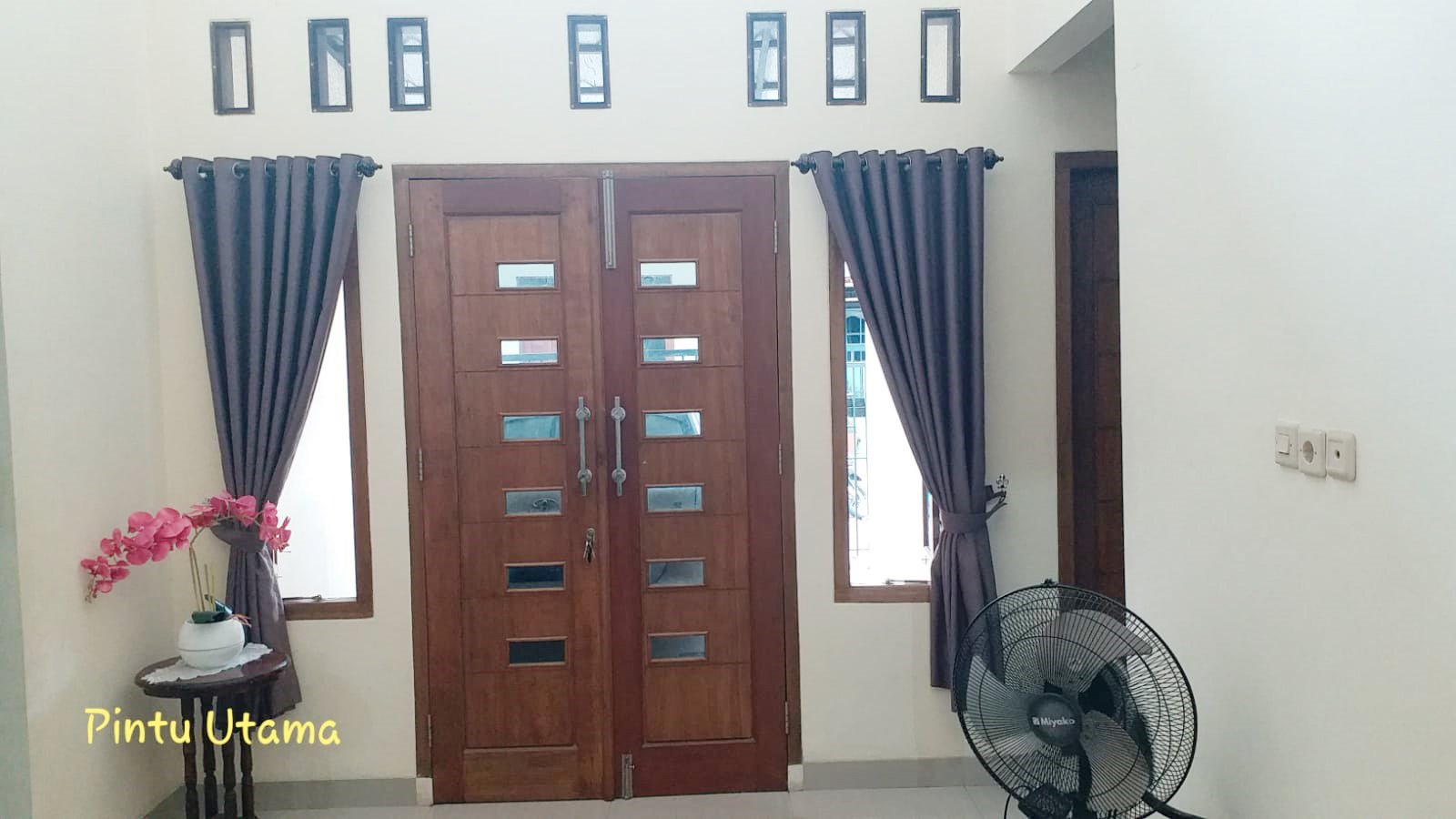 Rumah Dijual Murah Strategis Dekat Kampus UPH dan Lippo Mall Karawaci Tangerang - 5