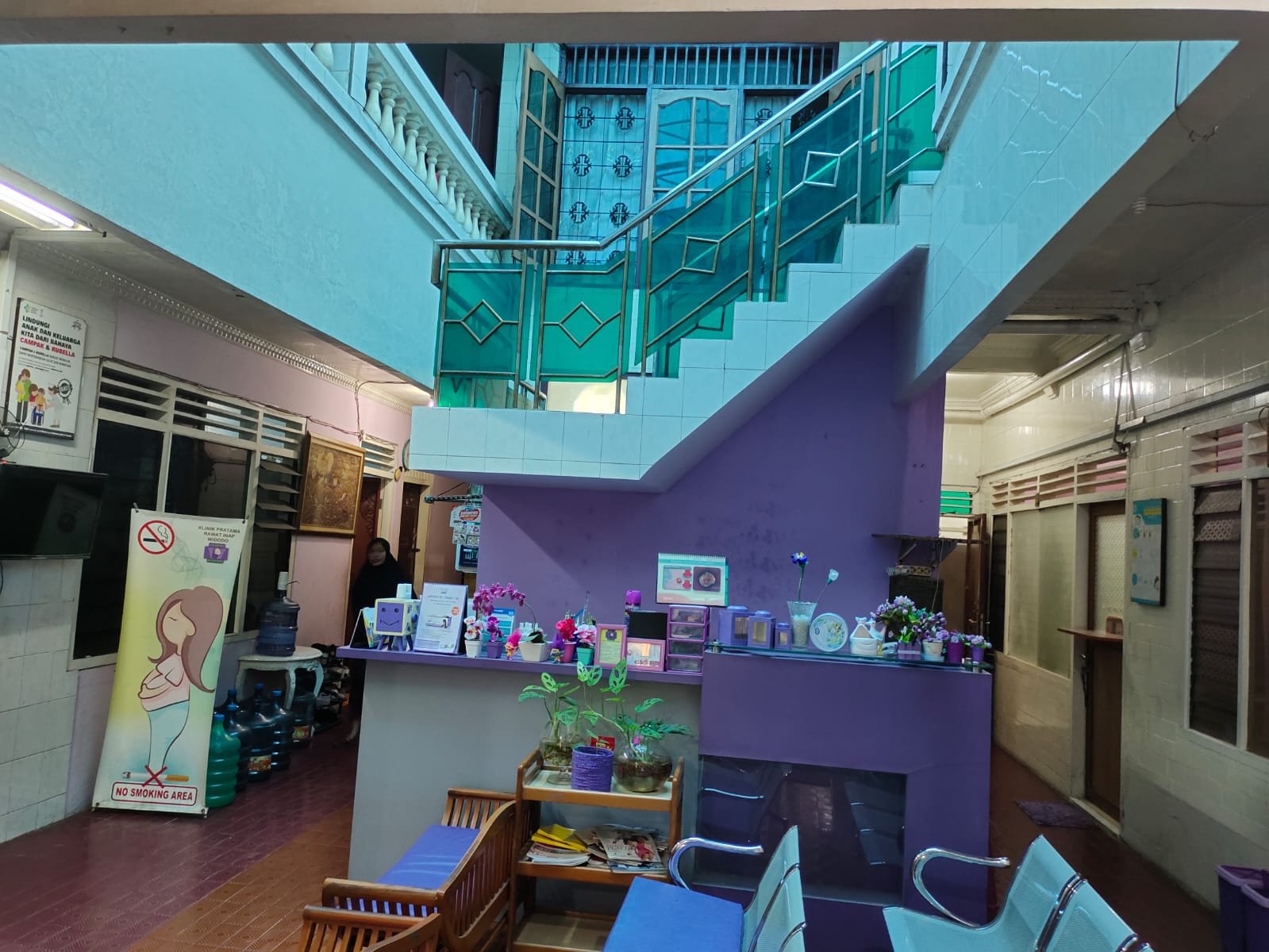 Rumah Dan Klinik Bersalin Berukuran Luas Di Jatinegara, Jakarta Timur - 7