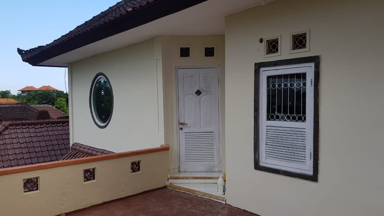 Dijual/Disewakan Rumah Style Villa Lantai 2 Lokasi Tegal Cupek, Gg Wayang Umalas,Badung - 4