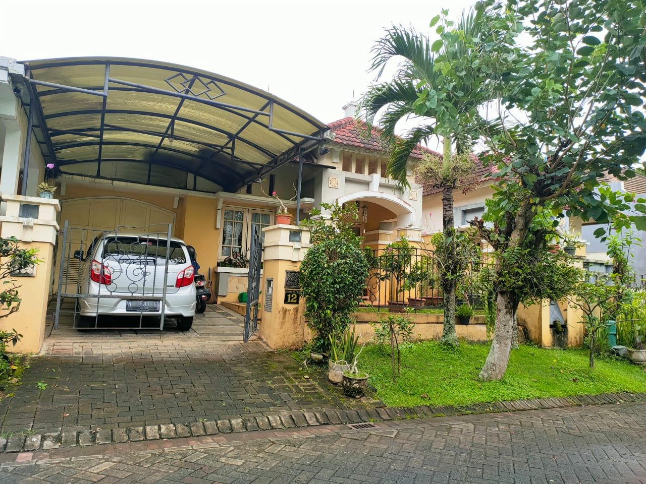 Rumah Mewah Di Araya, - 1
